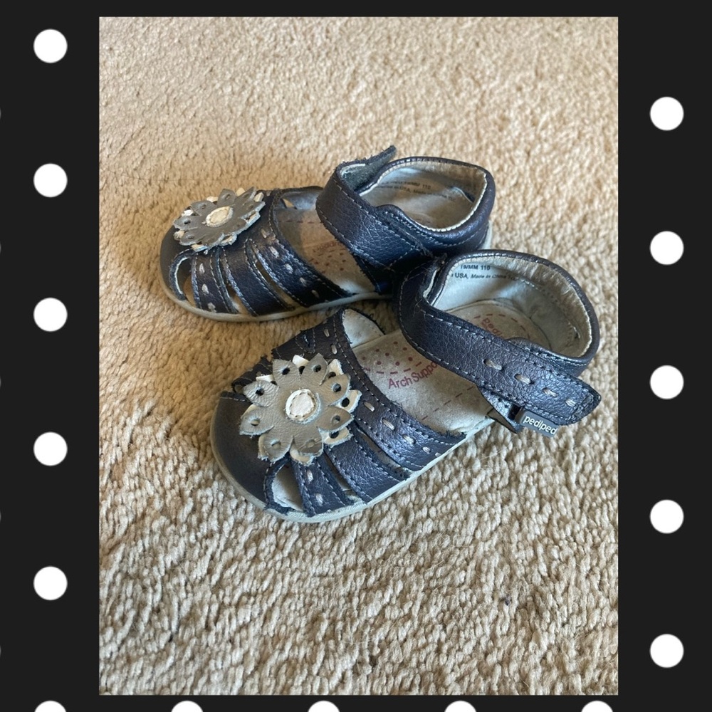 Pediped Leather Baby Shoes EUC size 4-4.5